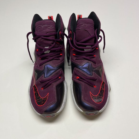 NIKE LEBRON XIII Written In The Stars Men's Size US 10.5 Mulberry 807219-500 - Picture 2 of 10